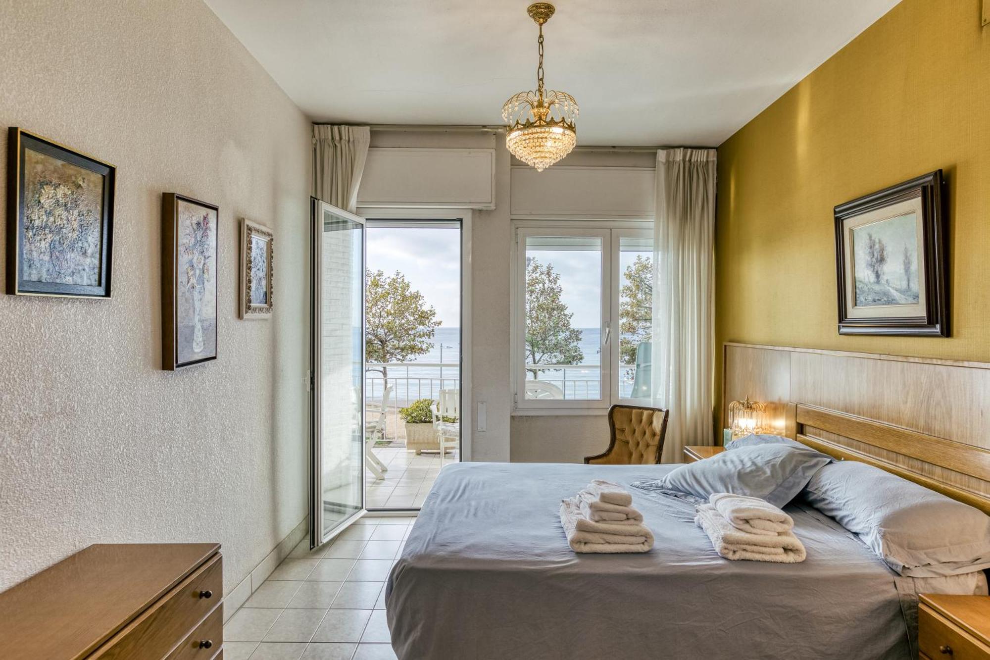 Carrer Del Mar Apartment Паламос Екстериор снимка