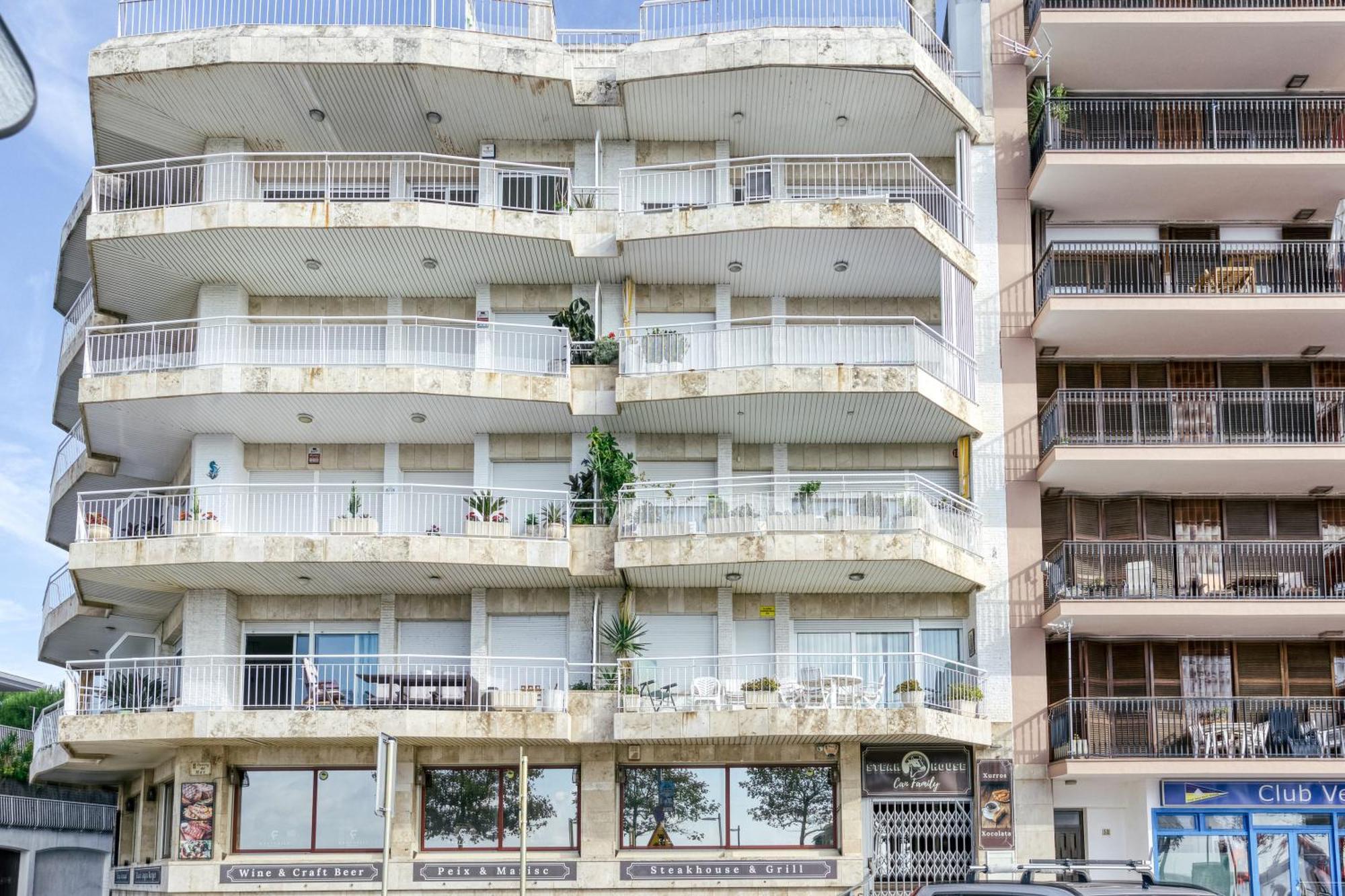 Carrer Del Mar Apartment Паламос Екстериор снимка